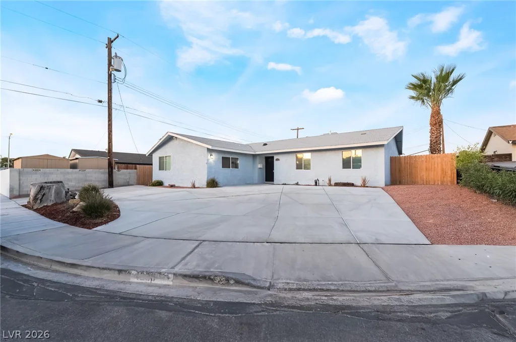 4200 Canal, Las Vegas, NV 89122