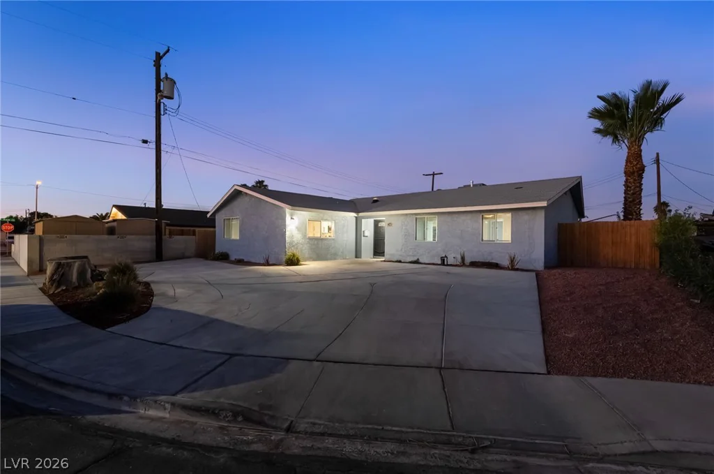 4200 Canal, Las Vegas, NV 89122