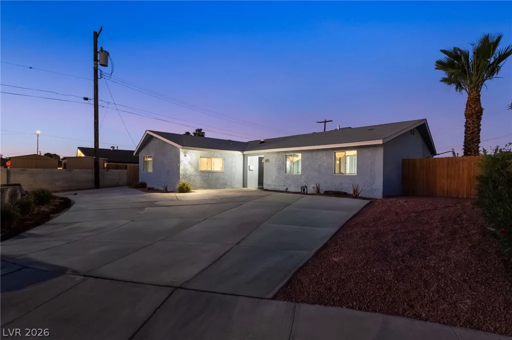 4200 Canal, Las Vegas, NV 89122