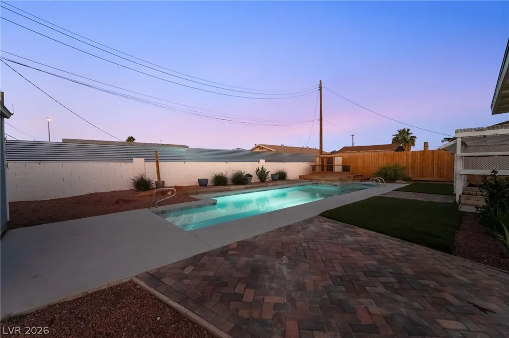 4200 Canal, Las Vegas, NV 89122