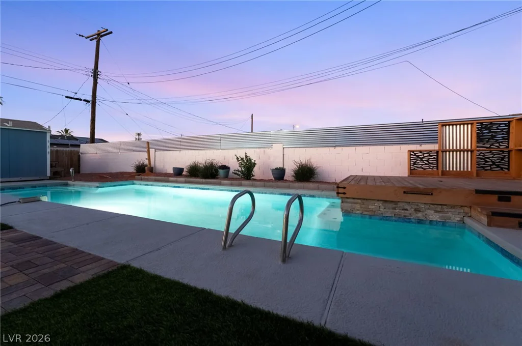 4200 Canal, Las Vegas, NV 89122