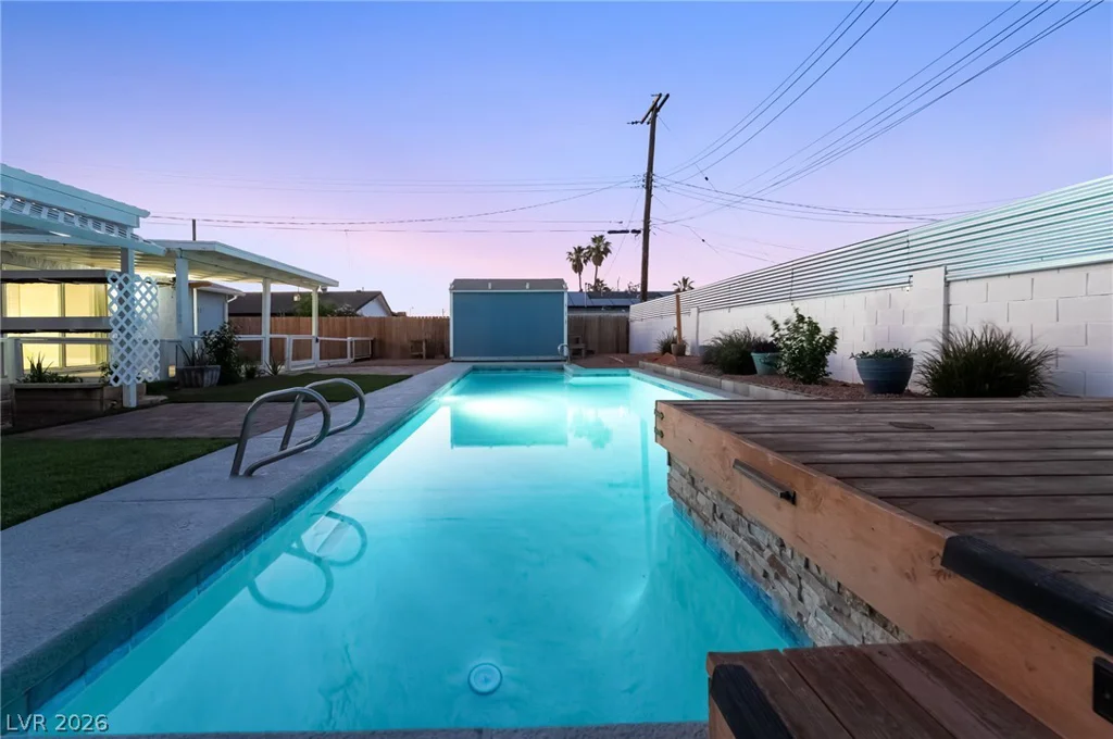 4200 Canal, Las Vegas, NV 89122