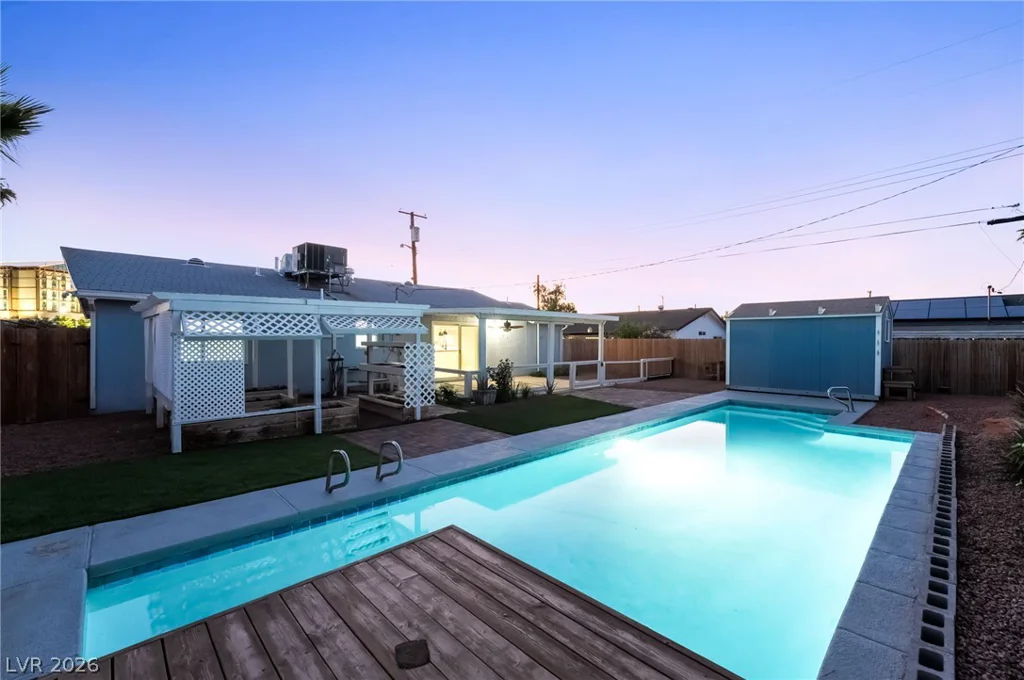 4200 Canal, Las Vegas, NV 89122