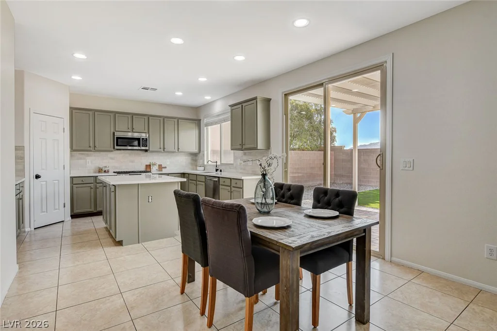 4420 Desert Haven, North Las Vegas, NV 89085