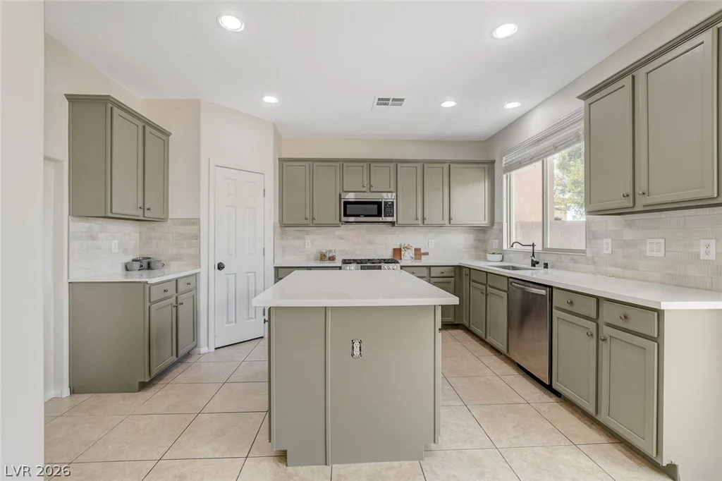 4420 Desert Haven, North Las Vegas, NV 89085