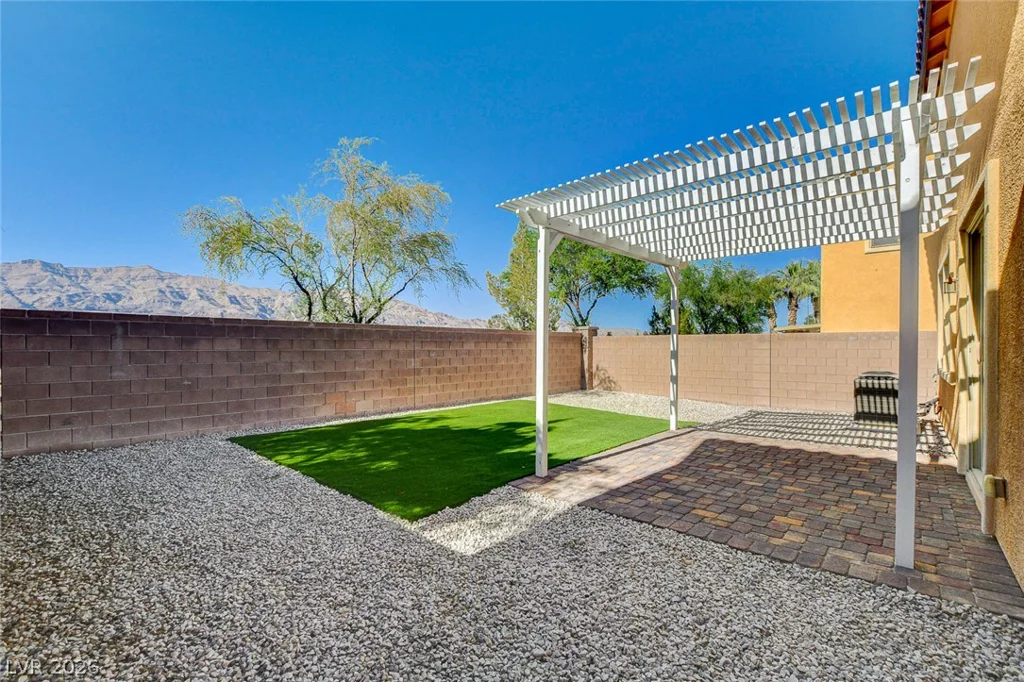 4420 Desert Haven, North Las Vegas, NV 89085
