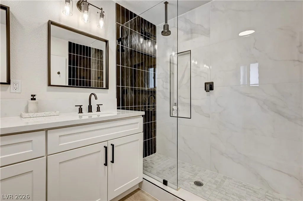2704 Gilmary, Las Vegas, NV 89102
