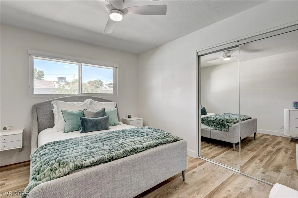 2704 Gilmary, Las Vegas, NV 89102