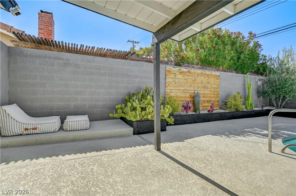 2704 Gilmary, Las Vegas, NV 89102
