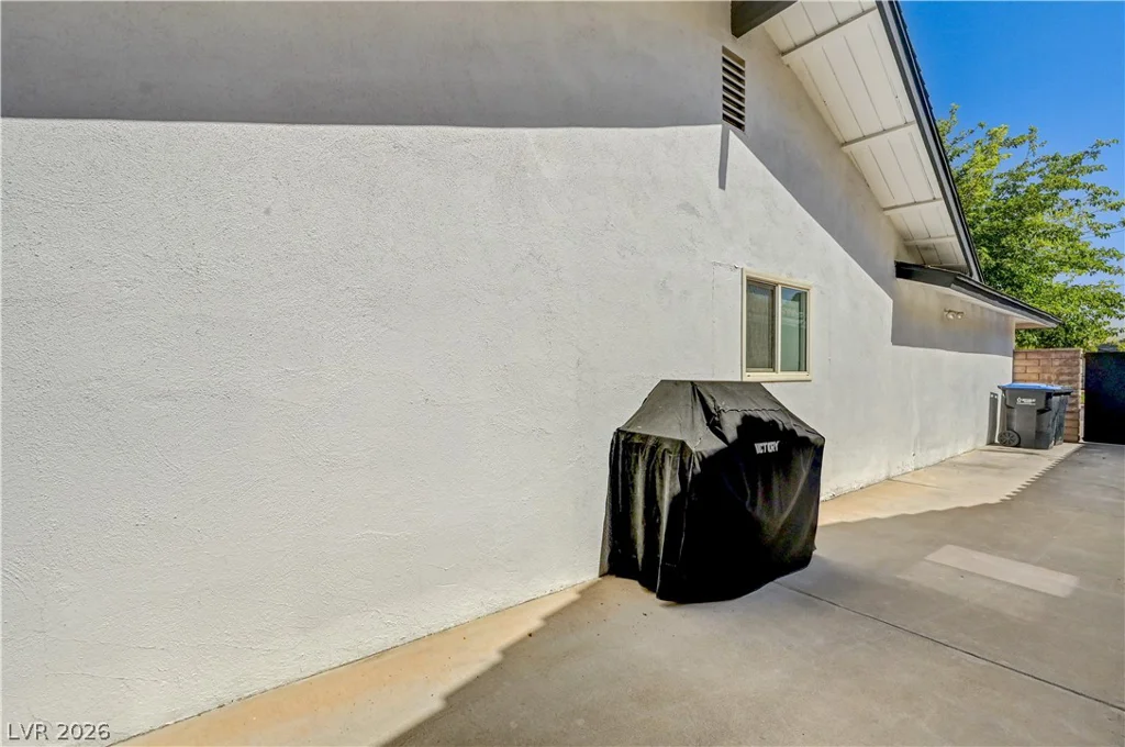 2704 Gilmary, Las Vegas, NV 89102