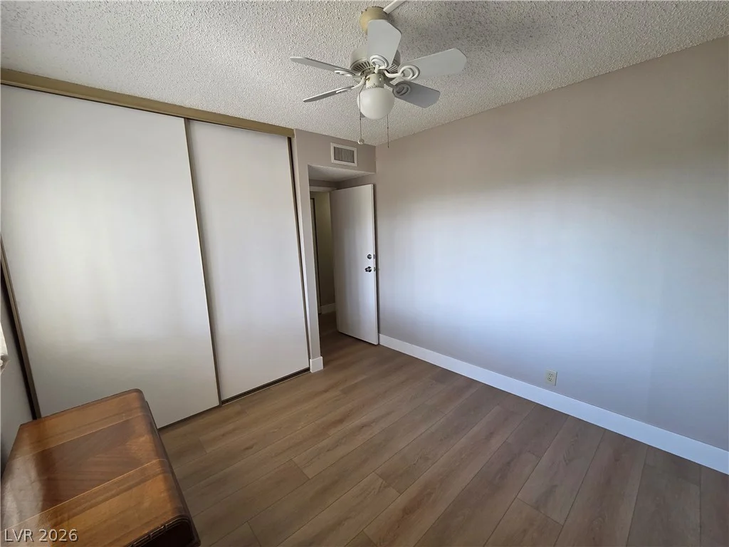 750 Royal Crest, Las Vegas, NV 89169