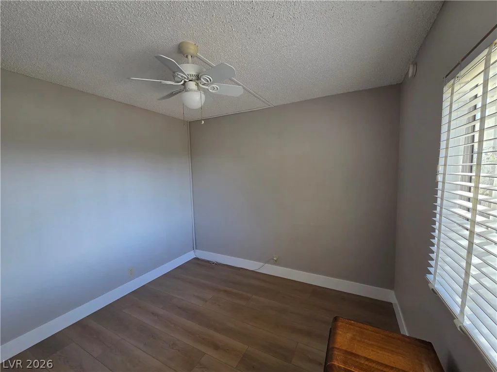 750 Royal Crest, Las Vegas, NV 89169