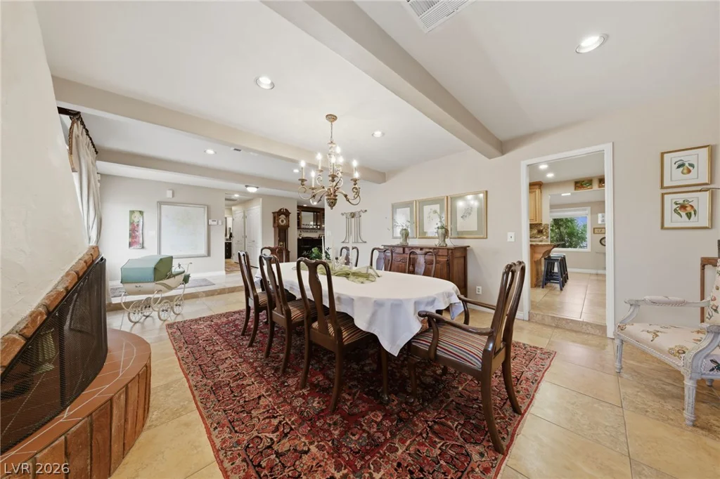 221 Rosemary, Las Vegas, NV 89107