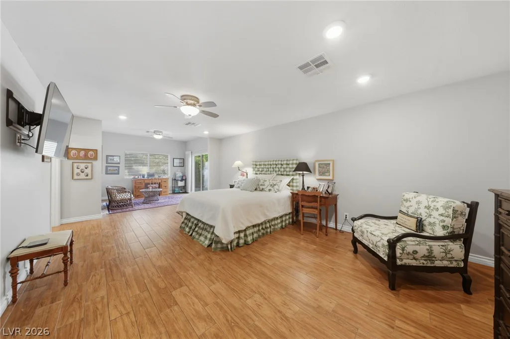 221 Rosemary, Las Vegas, NV 89107