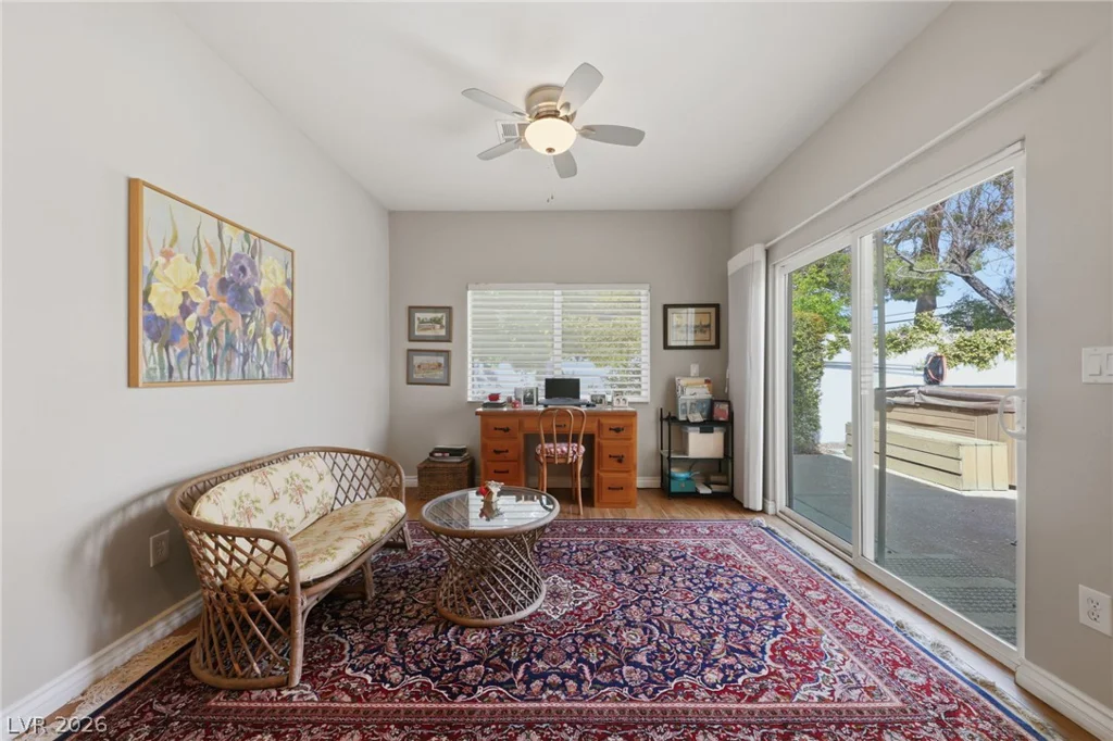 221 Rosemary, Las Vegas, NV 89107