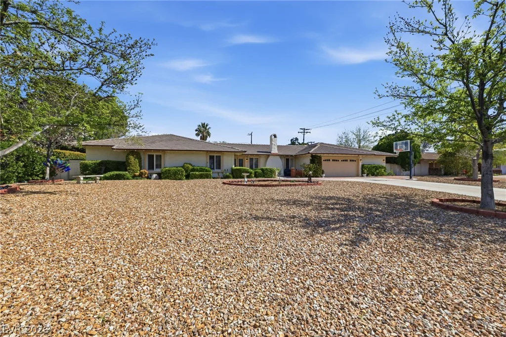 221 Rosemary, Las Vegas, NV 89107