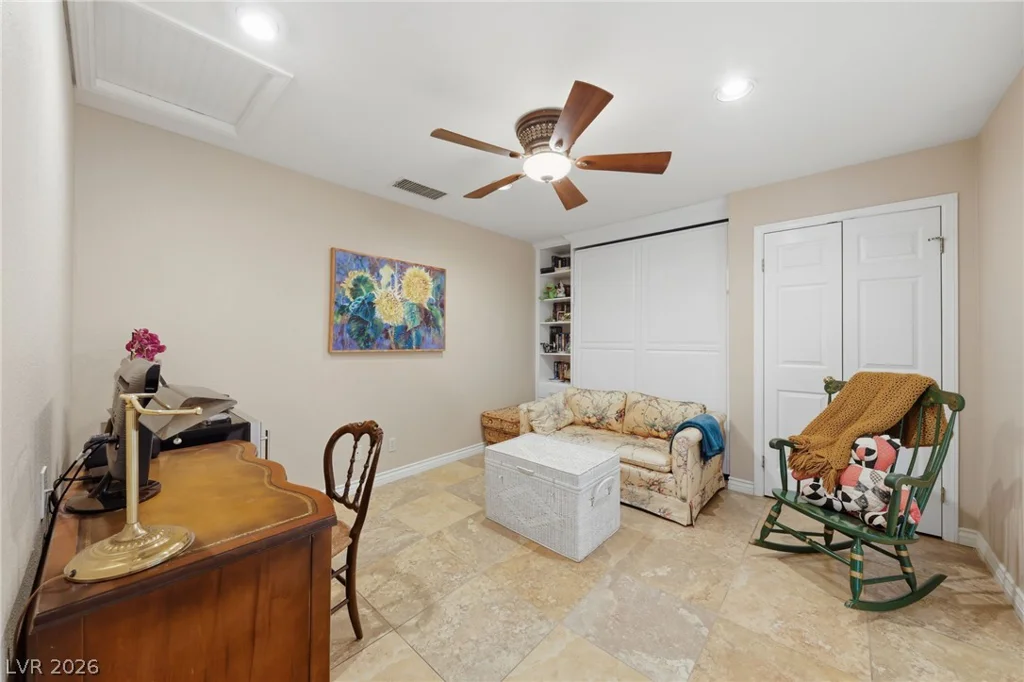 221 Rosemary, Las Vegas, NV 89107