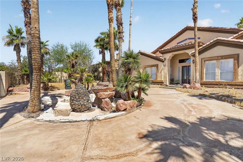 7440 Eldora, Las Vegas, NV 89117