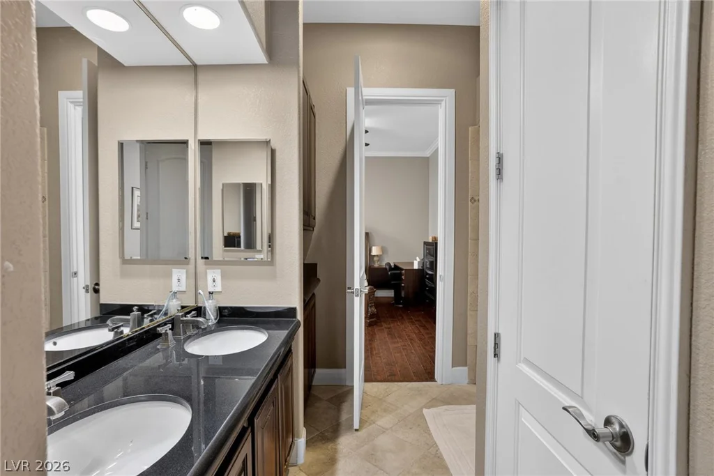 7440 Eldora, Las Vegas, NV 89117