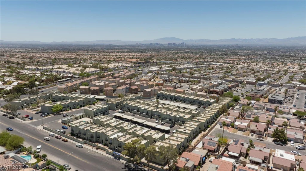 7066 Burcot, Las Vegas, NV 89156