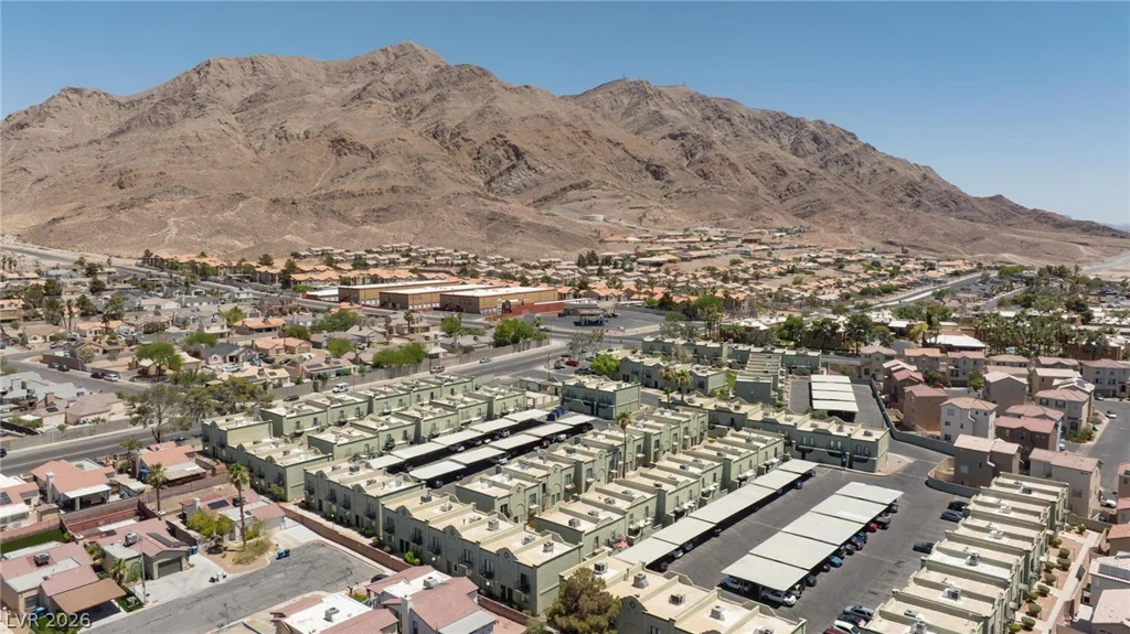 7066 Burcot, Las Vegas, NV 89156
