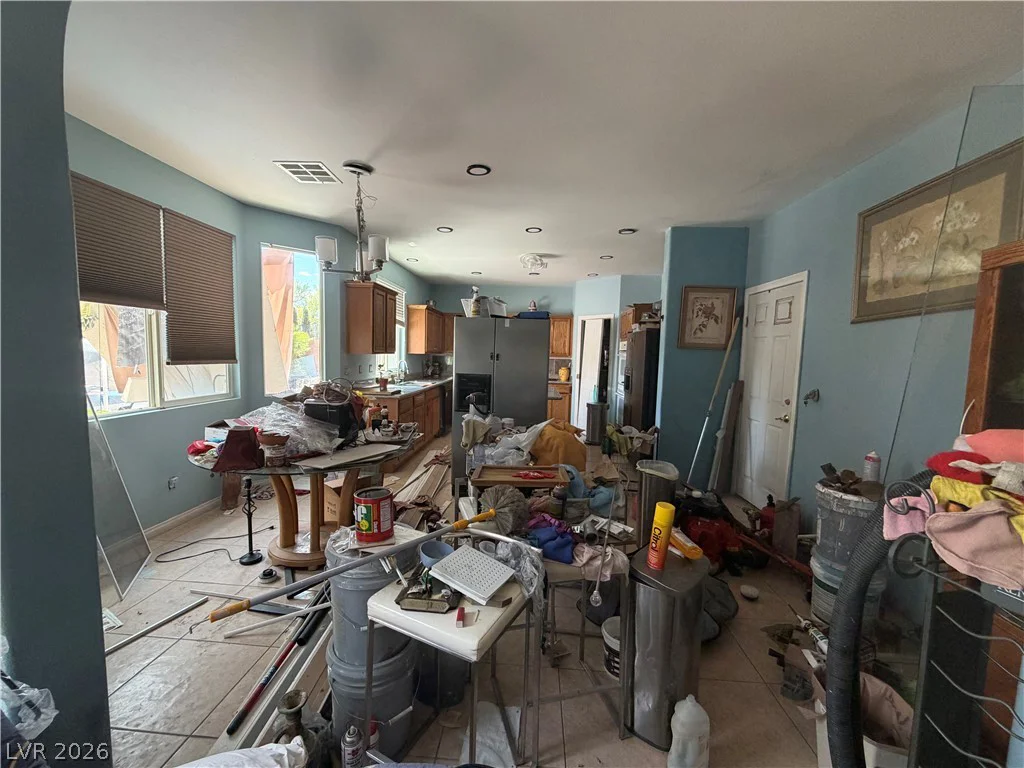 10025 Central Valley, Las Vegas, NV 89149