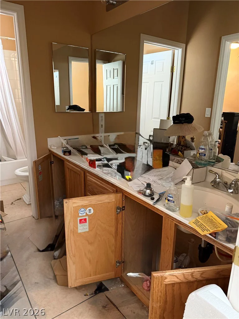 10025 Central Valley, Las Vegas, NV 89149