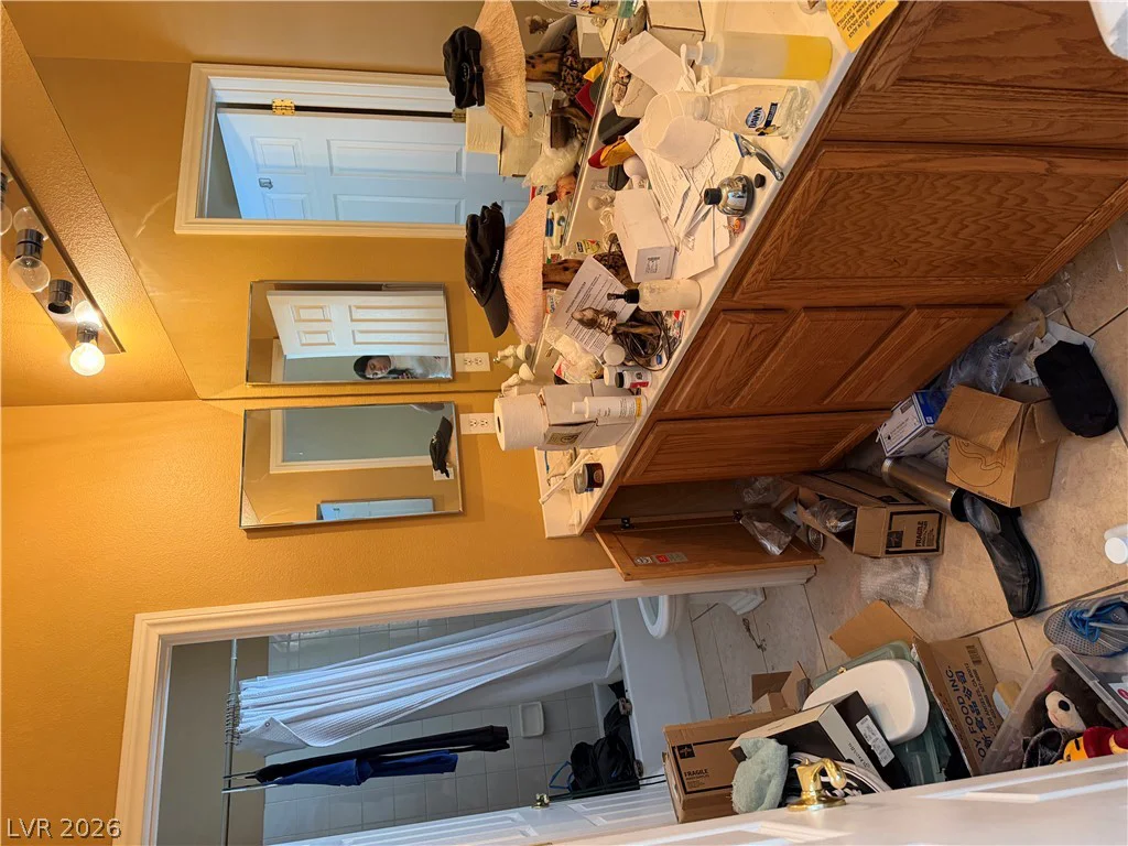 10025 Central Valley, Las Vegas, NV 89149