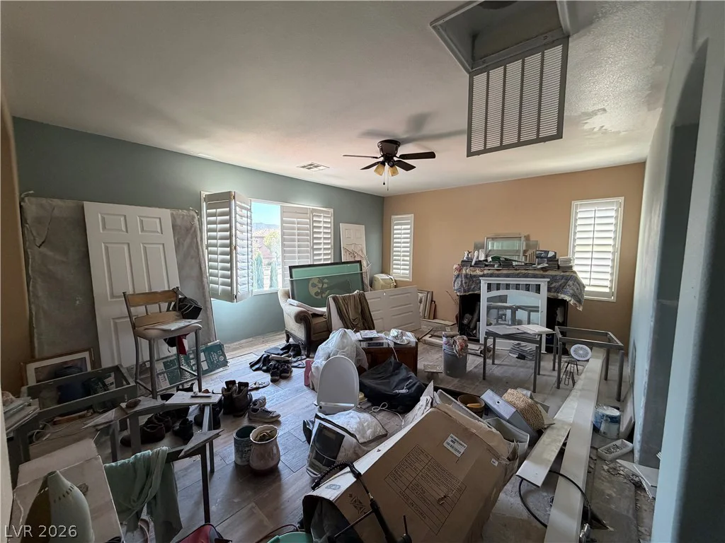 10025 Central Valley, Las Vegas, NV 89149
