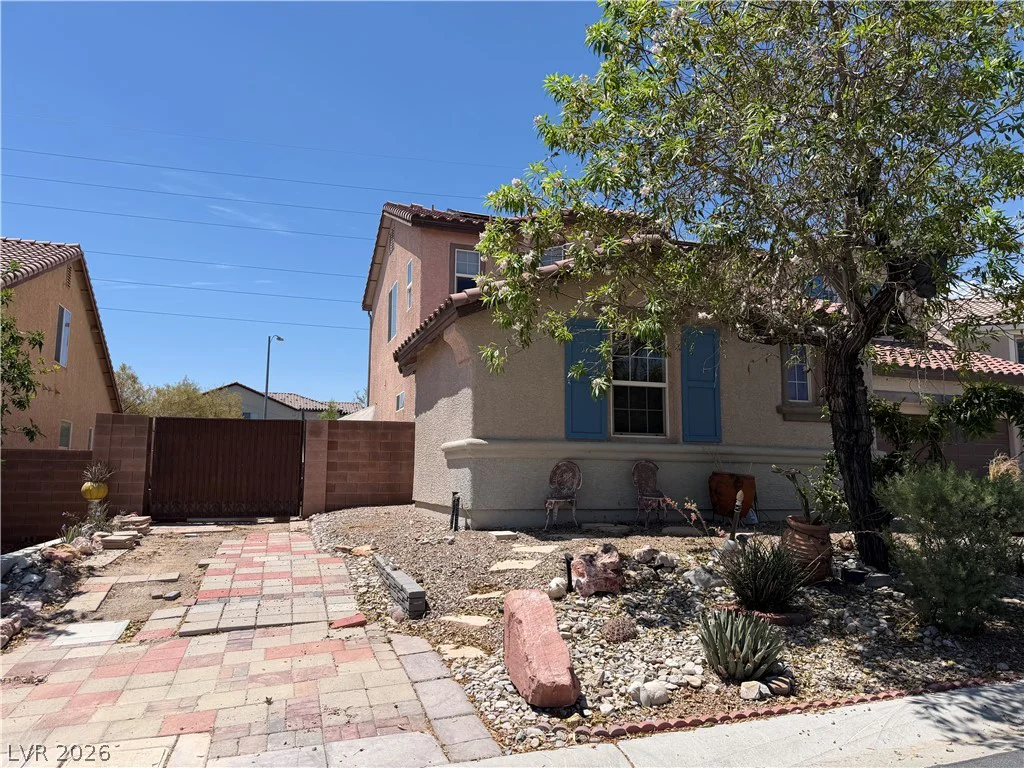 10025 Central Valley, Las Vegas, NV 89149