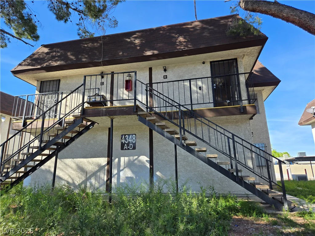4348 Tara, Las Vegas, NV 89102