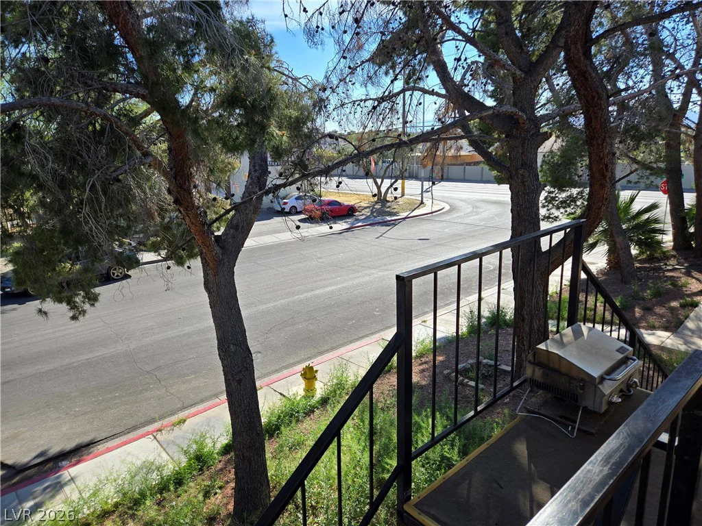 4348 Tara, Las Vegas, NV 89102