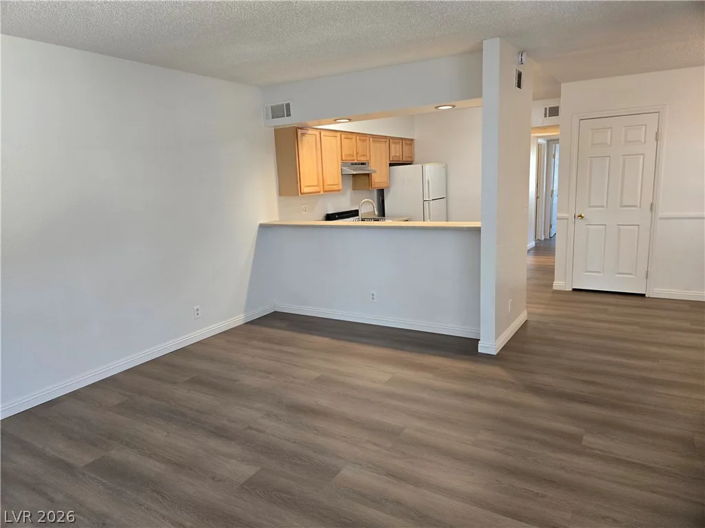 4348 Tara, Las Vegas, NV 89102