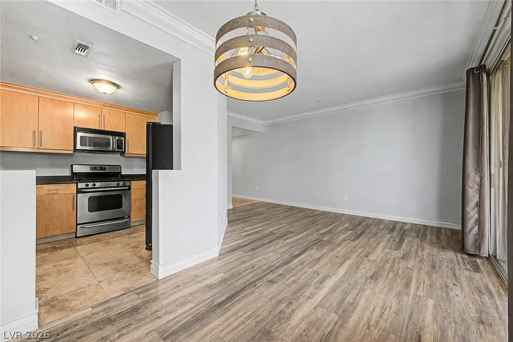 260 Flamingo, Las Vegas, NV 89169