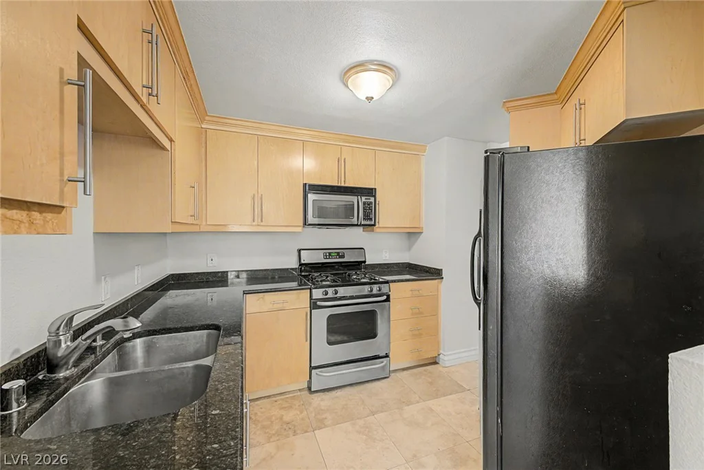 260 Flamingo, Las Vegas, NV 89169