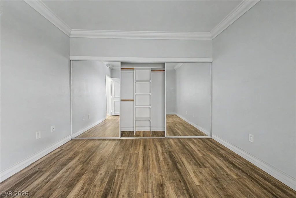 260 Flamingo, Las Vegas, NV 89169
