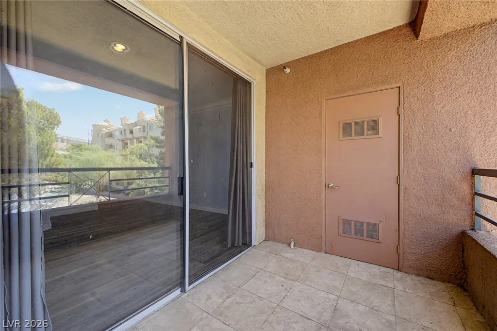 260 Flamingo, Las Vegas, NV 89169