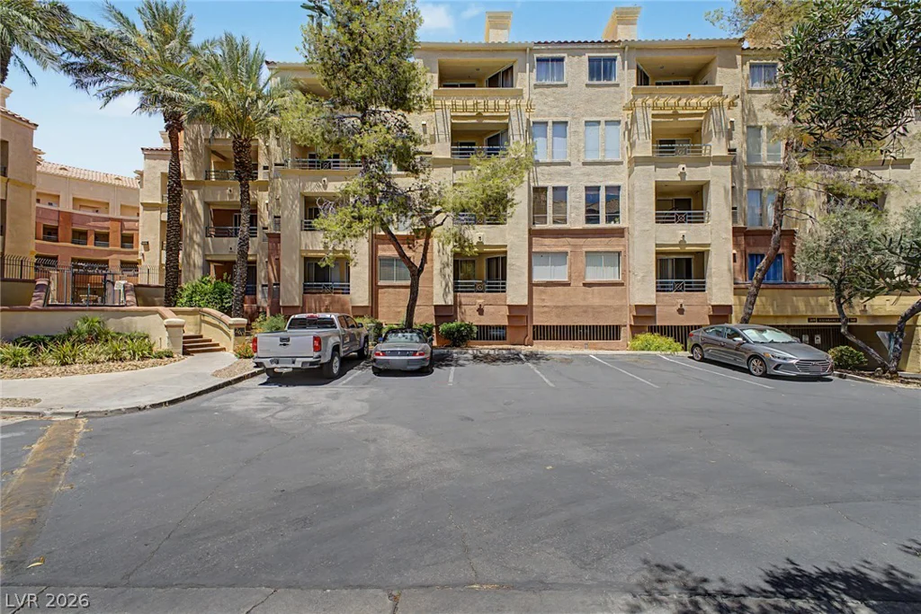260 Flamingo, Las Vegas, NV 89169