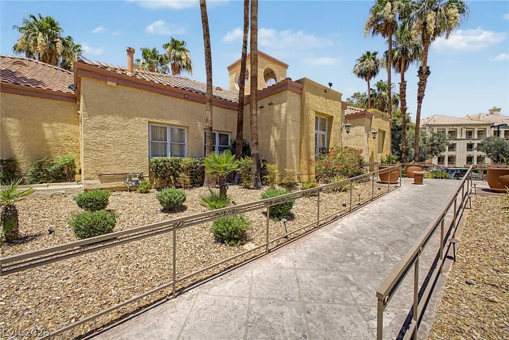 260 Flamingo, Las Vegas, NV 89169