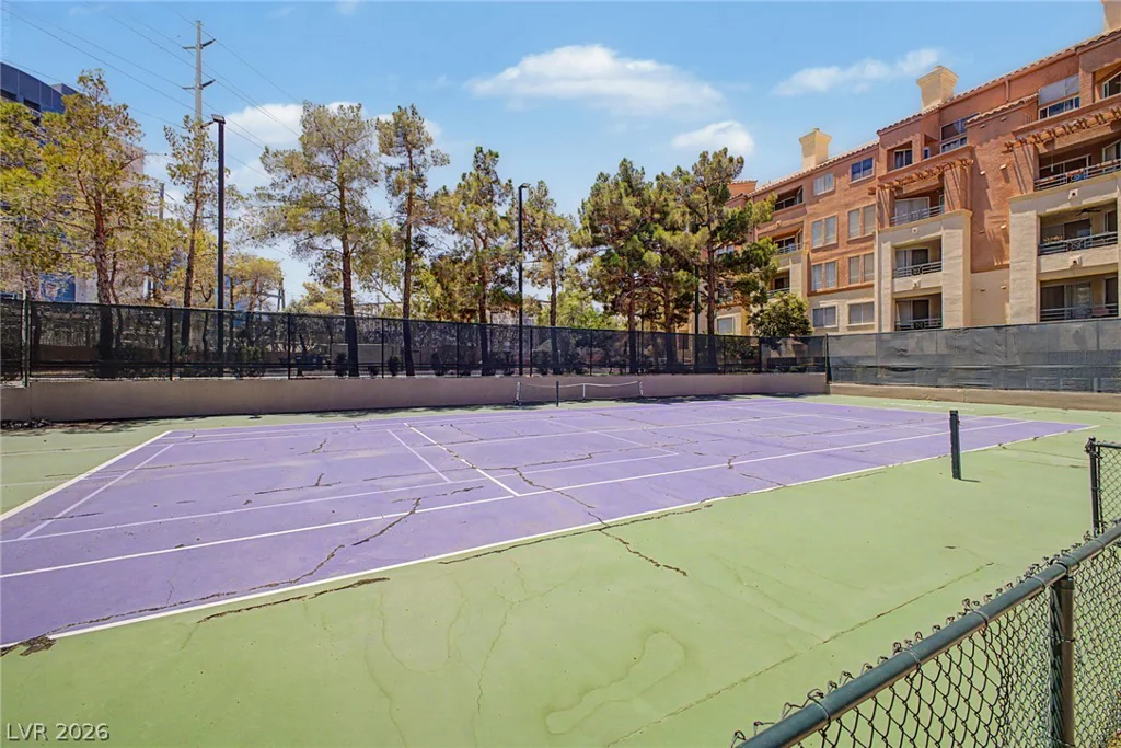 260 Flamingo, Las Vegas, NV 89169