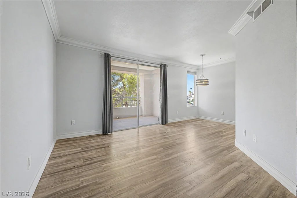 260 Flamingo, Las Vegas, NV 89169