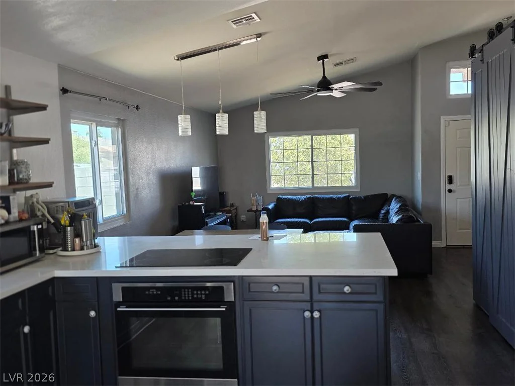3609 Arkwright Falls, North Las Vegas, NV 89032