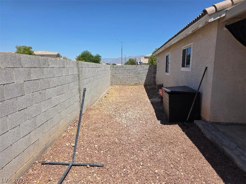 3609 Arkwright Falls, North Las Vegas, NV 89032
