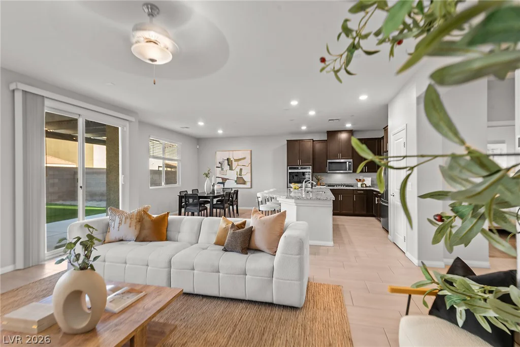 372 Soubrette, Las Vegas, NV 89145