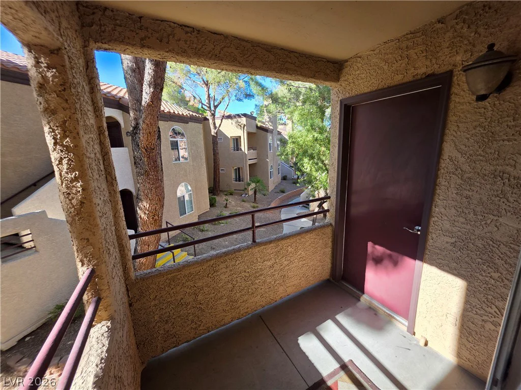 9325 Desert Inn, Las Vegas, NV 89117