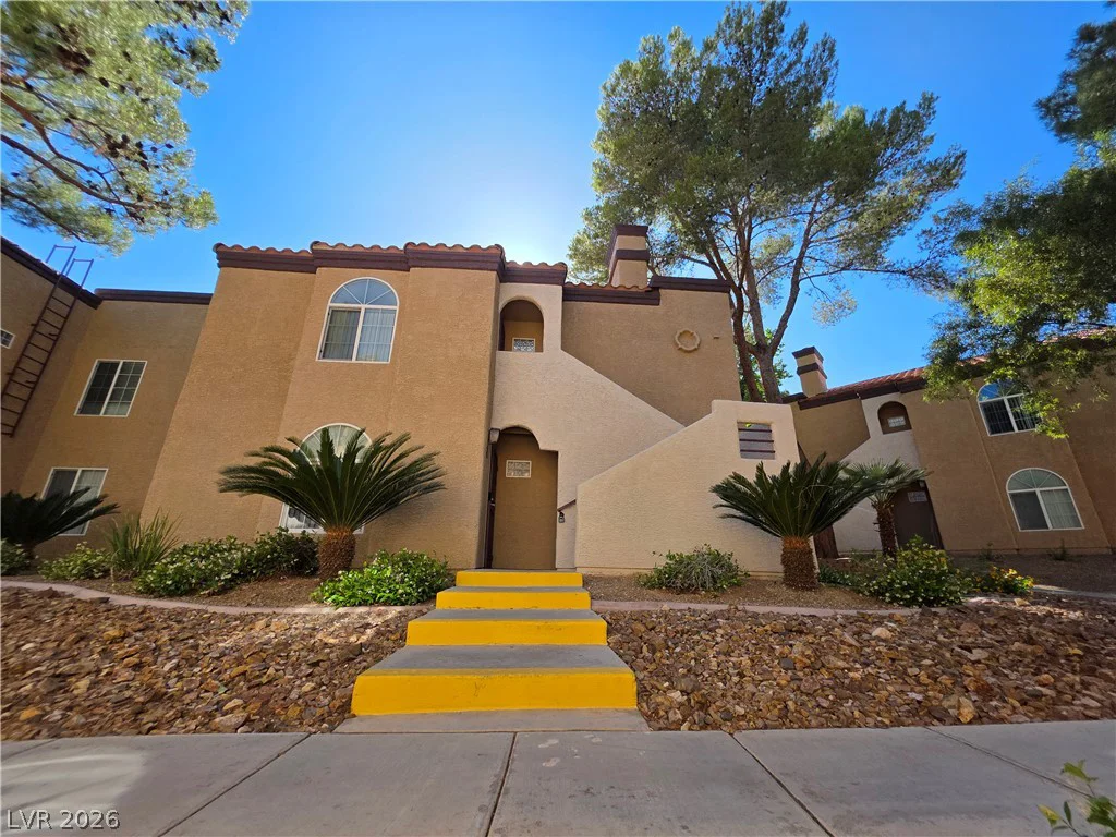 9325 Desert Inn, Las Vegas, NV 89117