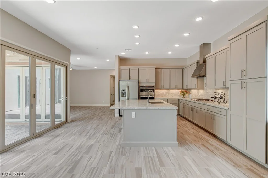10885 Crimson Cliffs, Las Vegas, NV 89135