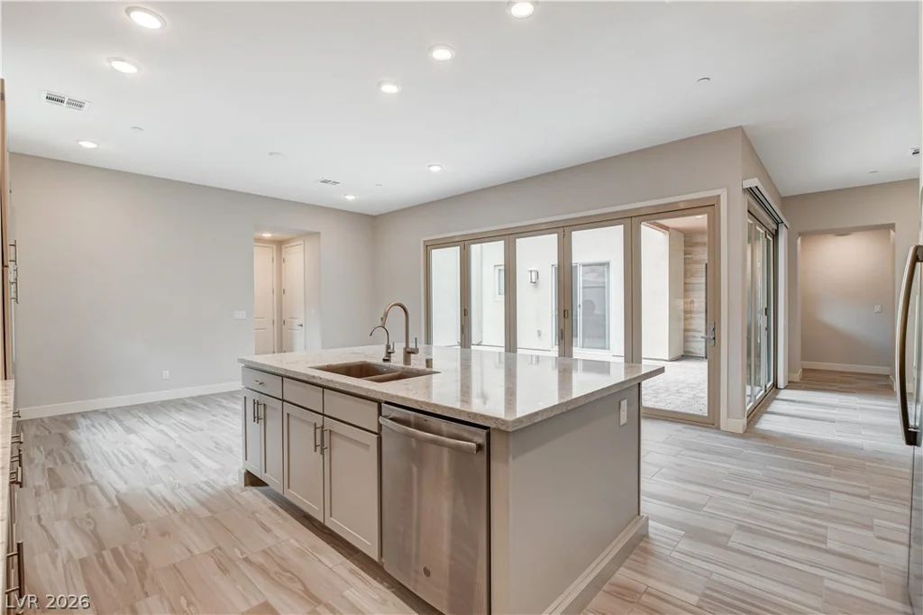 10885 Crimson Cliffs, Las Vegas, NV 89135