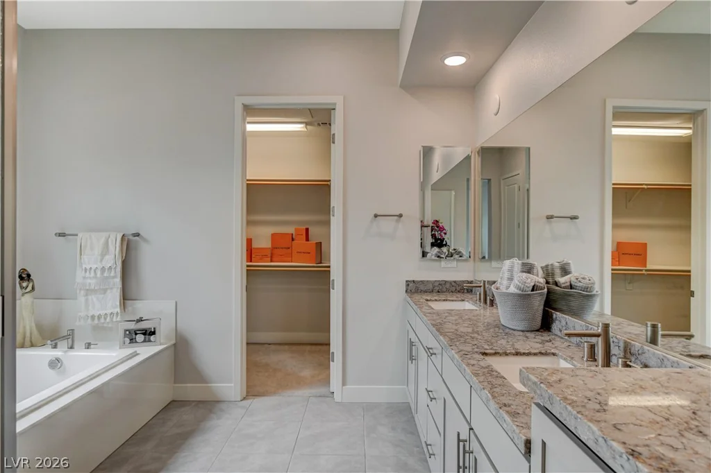 10885 Crimson Cliffs, Las Vegas, NV 89135