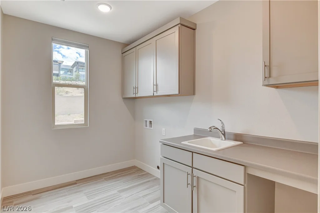 10885 Crimson Cliffs, Las Vegas, NV 89135